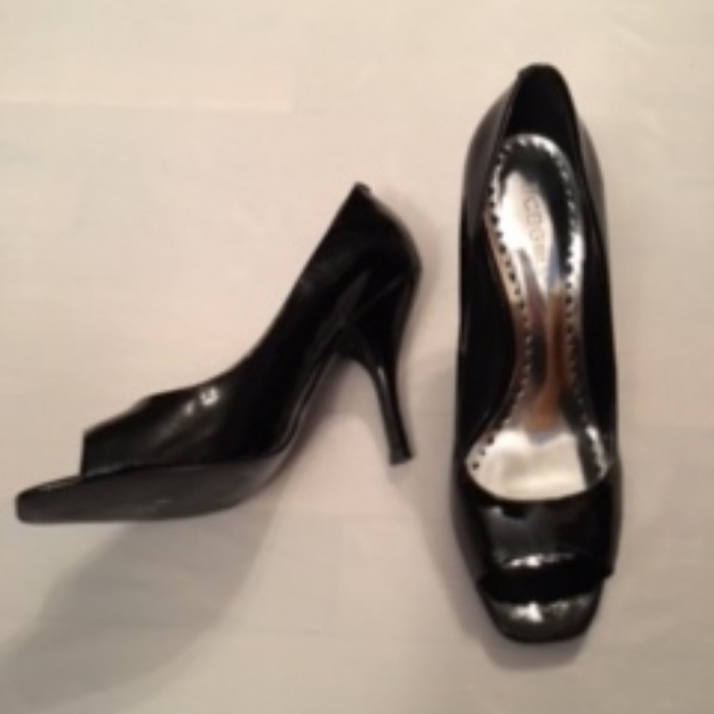 BCBG Black Peek A Boo Pumps  Size 8